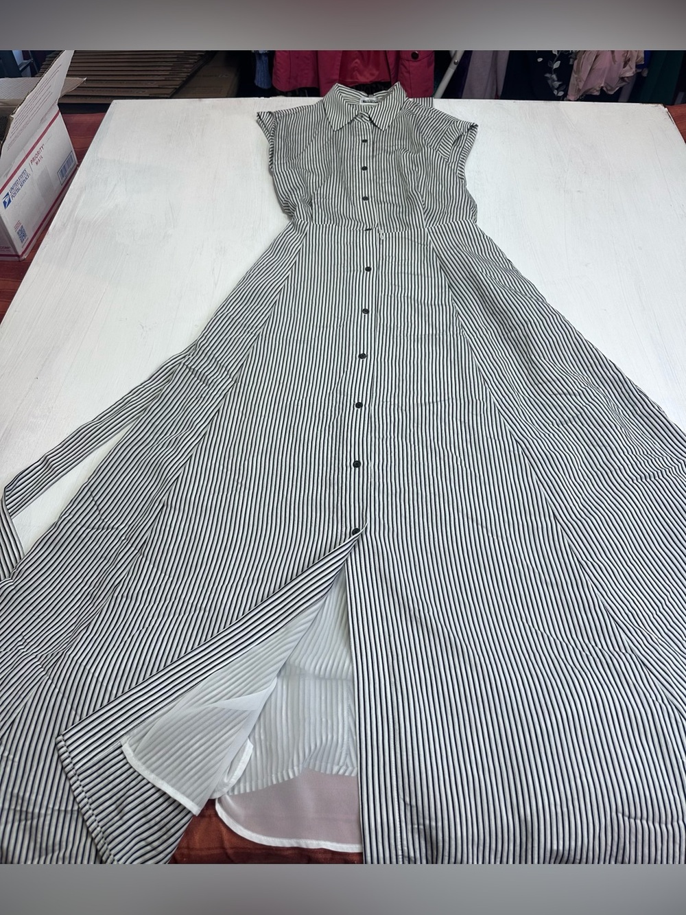 Calvin Klein NWT Women’s Size 10 Black White Stripe Belted Maxi Collared Dress - Picture 2 of 12